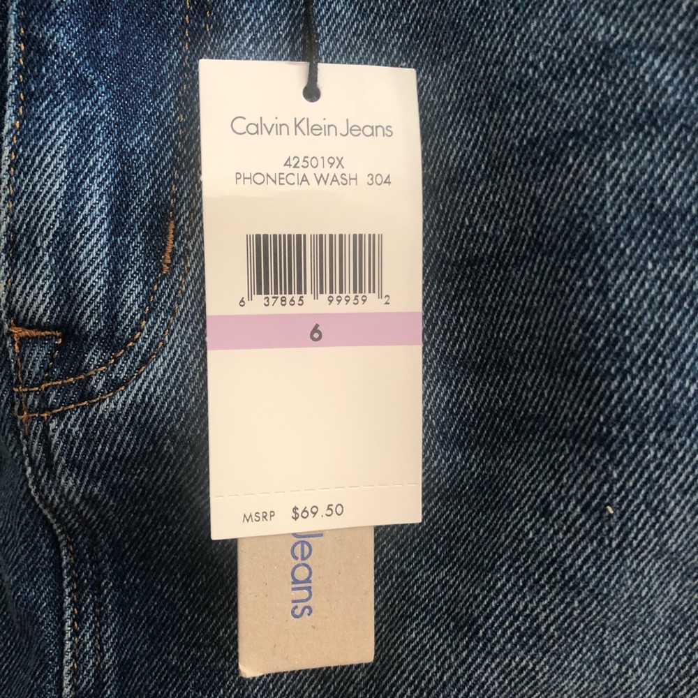 Calvin Klein Jean mini skirt - Picture 2 of 4